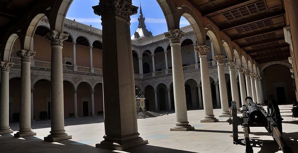 guiaturisticotoledo alcazar 2